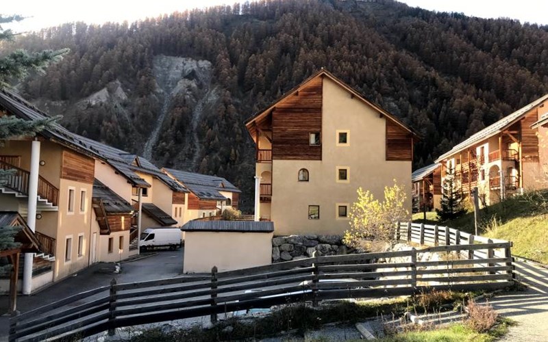 Appartement 6 personnes - Les Granges d'Arvieux n°605 Location Appartement 6 personnes - Les Granges d'Arvieux n°605 à ARVIEUX