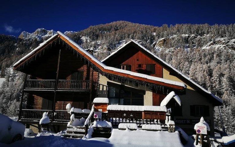 Appartement 5 personnes - Chalet les 4 saisons n° 6 Location Appartement 5 personnes - Chalet les 4 saisons n° 6 à MOLINES EN QUEYRAS