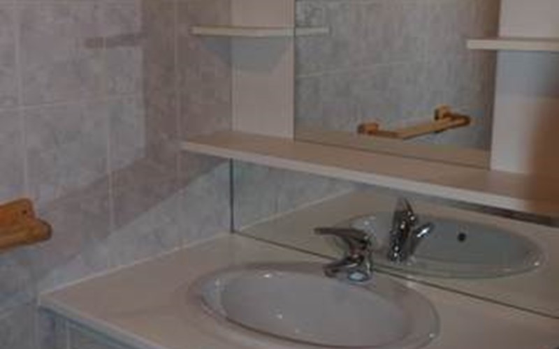 Studio cabine 4 personnes Valbel C8 Location Studio cabine 4 personnes Valbel C8 à RISOUL