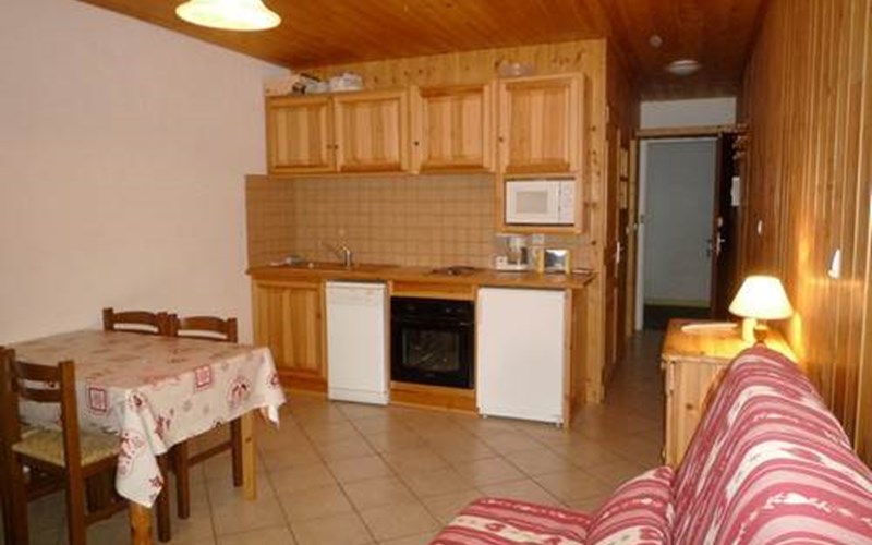 Studio cabine 4 personnes Valbel C8 Location Studio cabine 4 personnes Valbel C8 à RISOUL