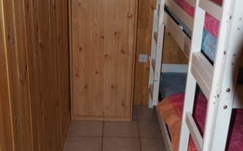Studio cabine 4 personnes Valbel C8 Location Studio cabine 4 personnes Valbel C8 à RISOUL