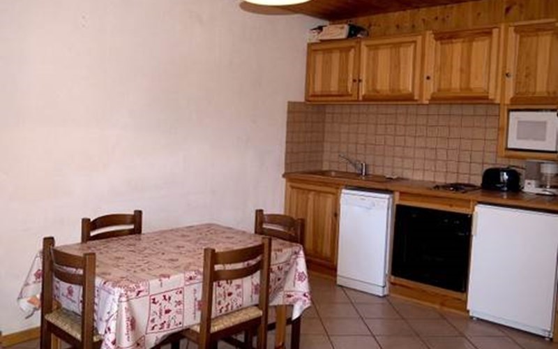 Studio cabine 4 personnes Valbel C8 Location Studio cabine 4 personnes Valbel C8 à RISOUL