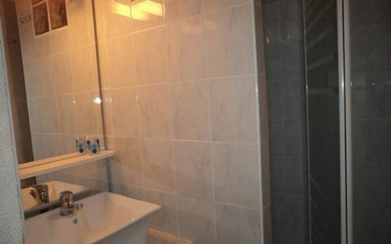 Studio cabine 4 personnes Florins 1 17 Location Studio cabine 4 personnes Florins 1 17 à RISOUL