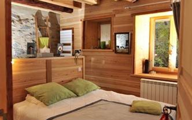 Loft 10 personnes dans chalet de luxe Location Loft 10 personnes dans chalet de luxe à RISOUL