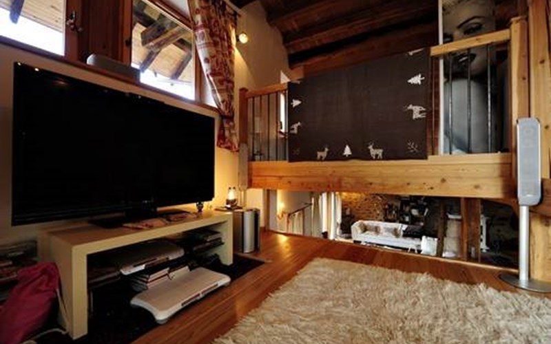 Loft 10 personnes dans chalet de luxe Location Loft 10 personnes dans chalet de luxe à RISOUL