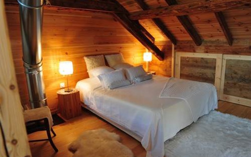 Loft 10 personnes dans chalet de luxe Location Loft 10 personnes dans chalet de luxe à RISOUL