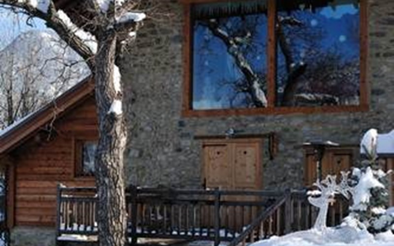 Loft 10 personnes dans chalet de luxe Location Loft 10 personnes dans chalet de luxe à RISOUL