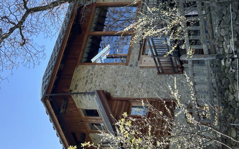 Loft 10 personnes dans chalet de luxe Location Loft 10 personnes dans chalet de luxe à RISOUL