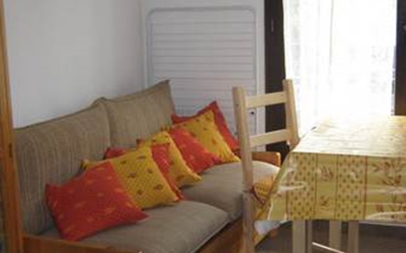 2 pièces 4 personnes Cristal B 007 ( 2 adultes et 2 enfants) Location 2 pièces 4 personnes Cristal B 007 ( 2 adultes et 2 enfants) à RISOUL