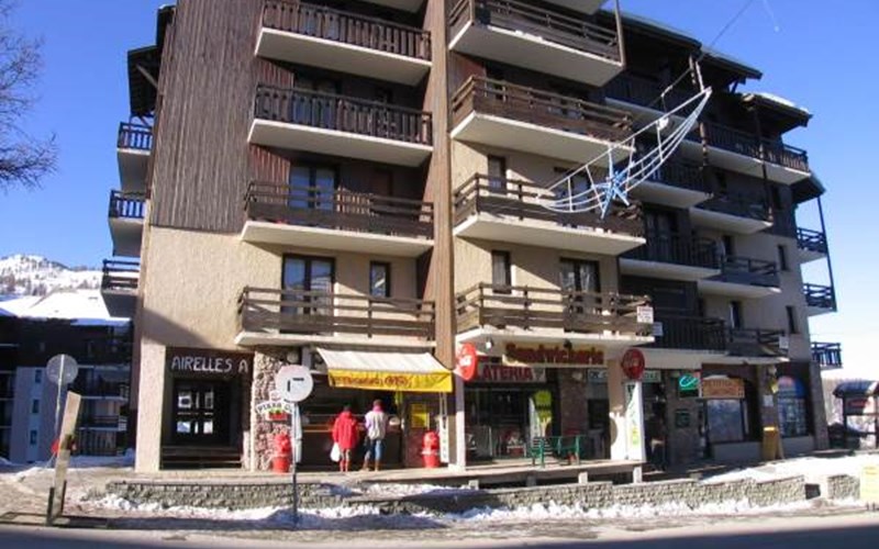 AIRELLES A RSL300-67A - Appt 2 pièces Location AIRELLES A RSL300-67A - Appt 2 pièces à RISOUL