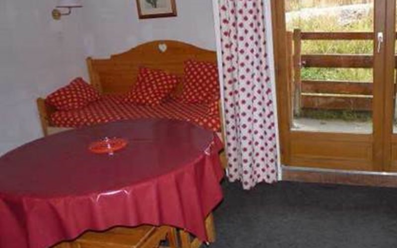 Studio 4 personnes Altair 00 Location Studio 4 personnes Altair 00 à RISOUL