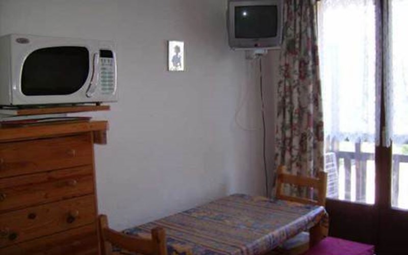 Mini studio 3 personnes Crêtes 301 Location Mini studio 3 personnes Crêtes 301 à RISOUL