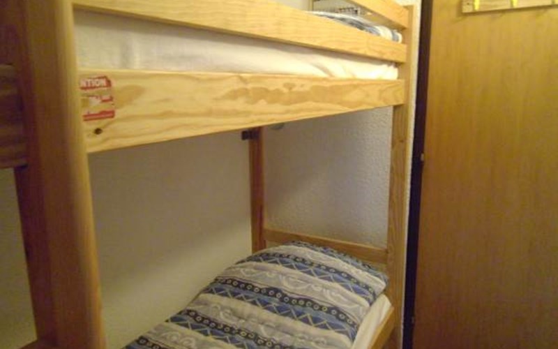 Mini studio 4 personnes Cristal A 014 Location Mini studio 4 personnes Cristal A 014 à RISOUL