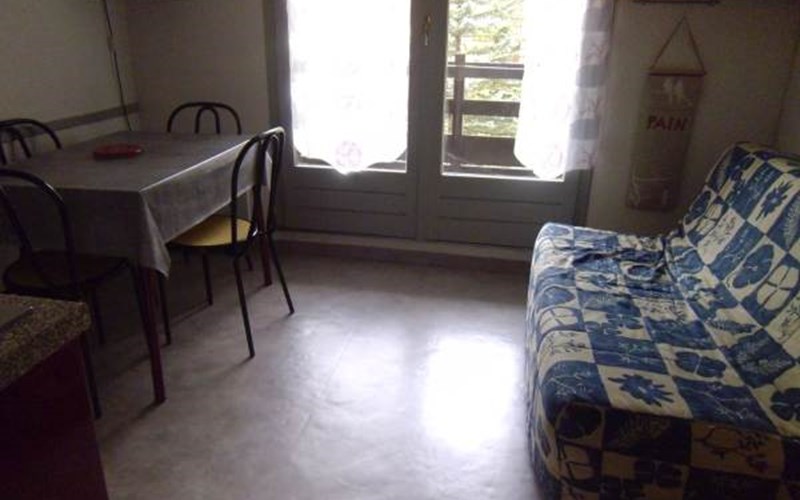 Mini studio 4 personnes Cristal A 014 Location Mini studio 4 personnes Cristal A 014 à RISOUL