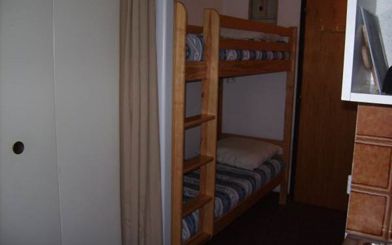 Mini studio 4 personnes Cristal A 014 Location Mini studio 4 personnes Cristal A 014 à RISOUL