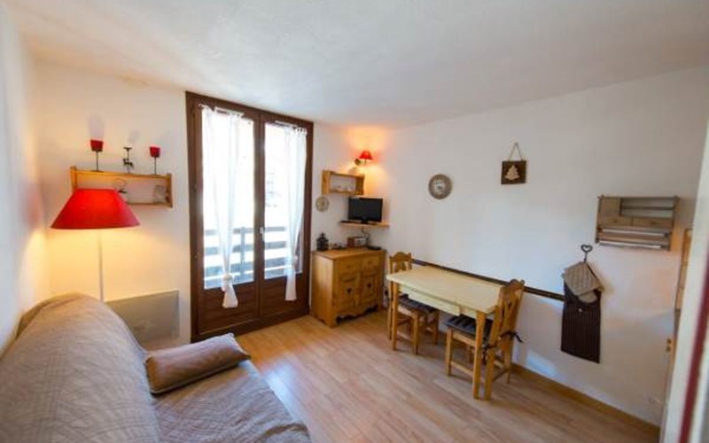 Studio 4 personnes Edelweiss B 33 Location Studio 4 personnes Edelweiss B 33 à RISOUL