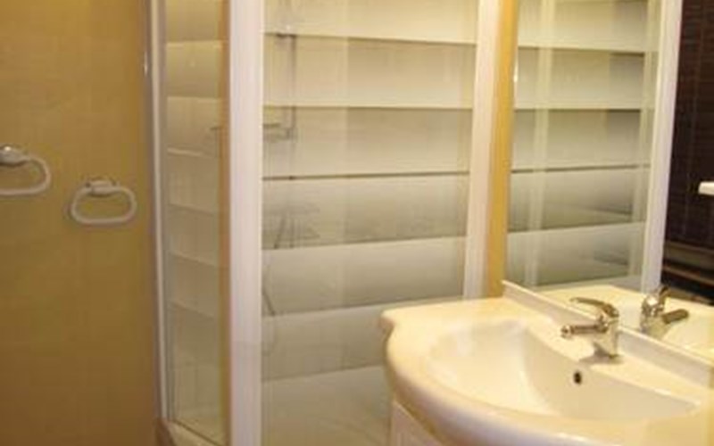 Studio cabine 4 personnes Florins 1 25 Location Studio cabine 4 personnes Florins 1 25 à RISOUL