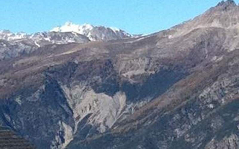 Duplex 6 personnes Gentianes 53 Location Duplex 6 personnes Gentianes 53 à RISOUL