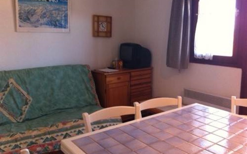 Duplex 6 personnes Gentianes 53 Location Duplex 6 personnes Gentianes 53 à RISOUL