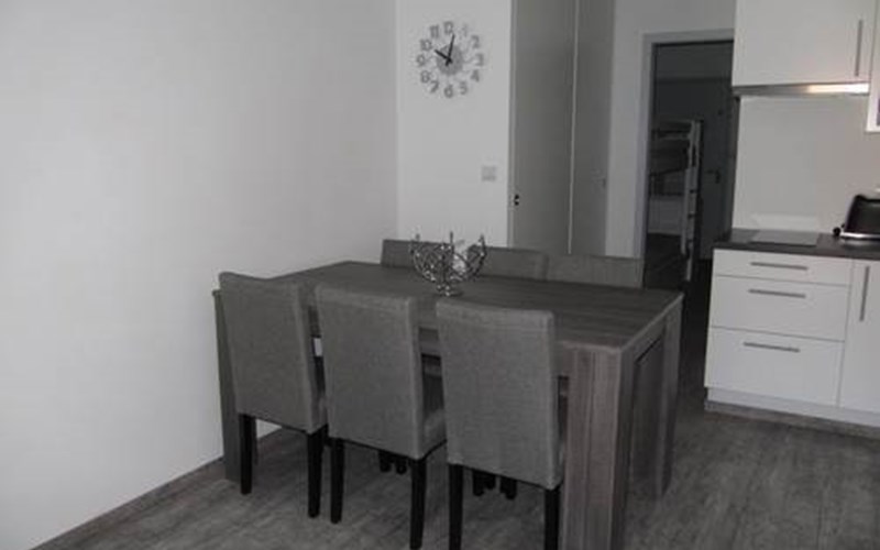 Studio cabine 6 personnes Laus 208 Location Studio cabine 6 personnes Laus 208 à RISOUL