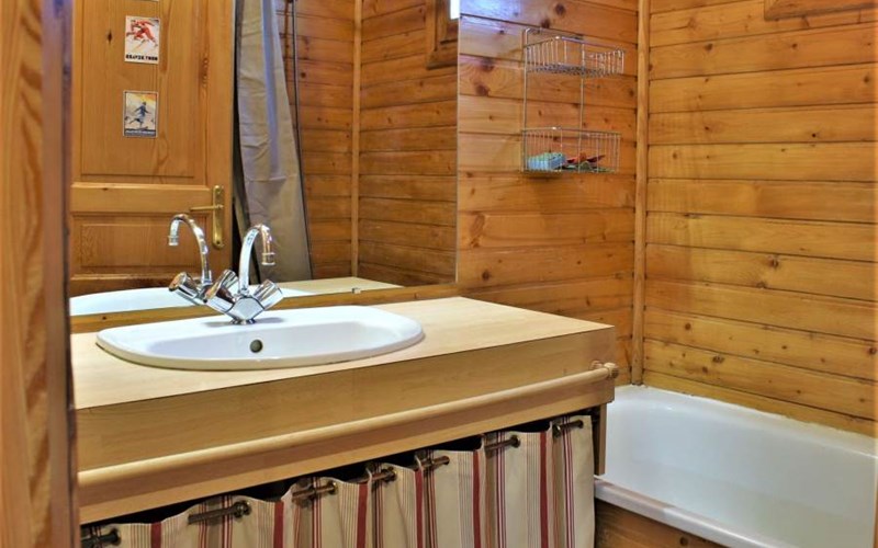 DEMI-CHALET PLEIADES RSL002-17 - Appt 2 pièces / mezz Location DEMI-CHALET PLEIADES RSL002-17 - Appt 2 pièces / mezz à RISOUL