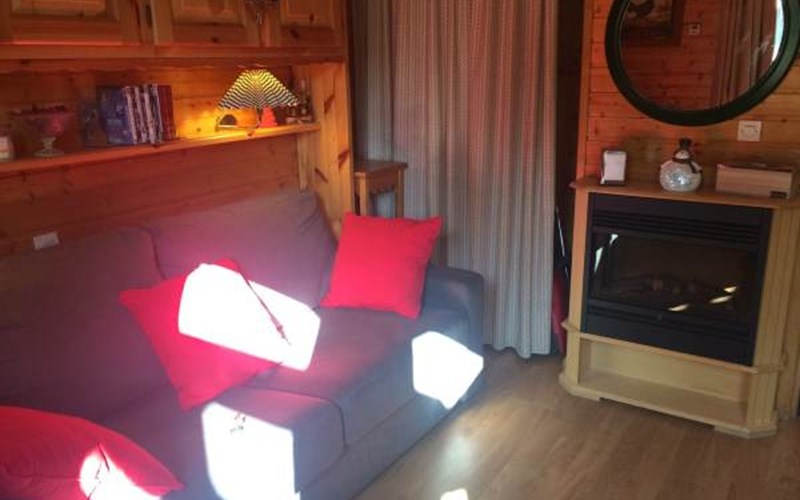 Demi-chalet 6 personnes Pléïades 2 Location Demi-chalet 6 personnes Pléïades 2 à RISOUL