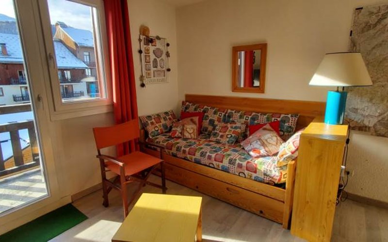 Appartement 3 pièces 6 couchages Gentianes 56 Location Appartement 3 pièces 6 couchages Gentianes 56 à RISOUL