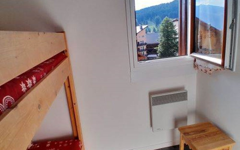 2 appartements  de 6 personnes face à face Altaïr 30 et 31 Location 2 appartements  de 6 personnes face à face Altaïr 30 et 31 à RISOUL