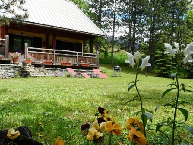Gîtes de France N°10301 (L'Aster des Alpes) LA SALLE LES ALPES