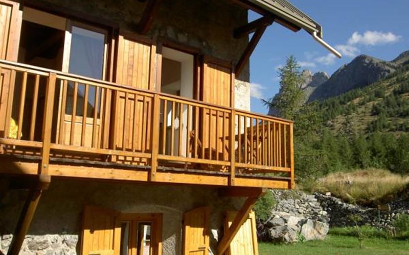 Gîtes de France N°10453 (La Feunière) Location Gîtes de France N°10453 (La Feunière) à LE MONETIER LES BAINS