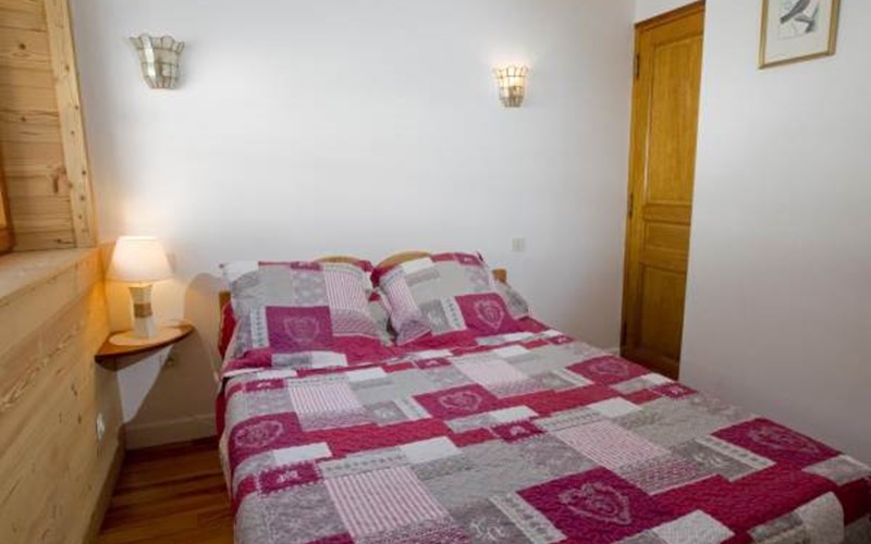 Gîtes de France N°10805 (Rochebrune) Location Gîtes de France N°10805 (Rochebrune) à ST CHAFFREY