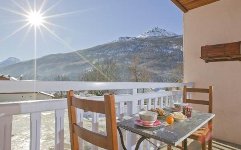 Gîtes de France N°10805 (Rochebrune) Location Gîtes de France N°10805 (Rochebrune) à ST CHAFFREY