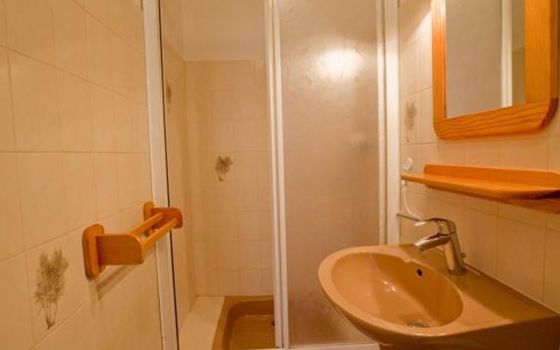 Gîtes de France N°10805 (Rochebrune) Location Gîtes de France N°10805 (Rochebrune) à ST CHAFFREY