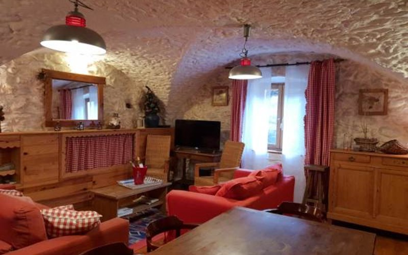 Gîtes de France N°10848 (La Maison de Blanche) Location Gîtes de France N°10848 (La Maison de Blanche) à ST CHAFFREY
