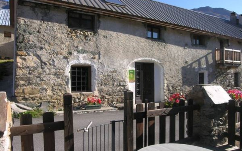 Gîtes de France N°11136 (Le Pontet) Location Gîtes de France N°11136 (Le Pontet) à VILLAR D ARENE