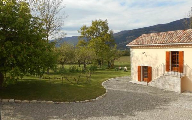 Gîtes de France N°1144 (Chez Michèle Côté vigne) Location Gîtes de France N°1144 (Chez Michèle Côté vigne) à LA BEAUME
