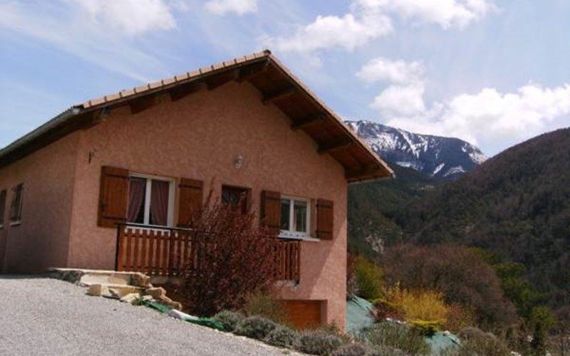 Gîtes de France N°1181 (Le Paradis du Cerf) Location Gîtes de France N°1181 (Le Paradis du Cerf) à ST JULIEN EN BEAUCHENE