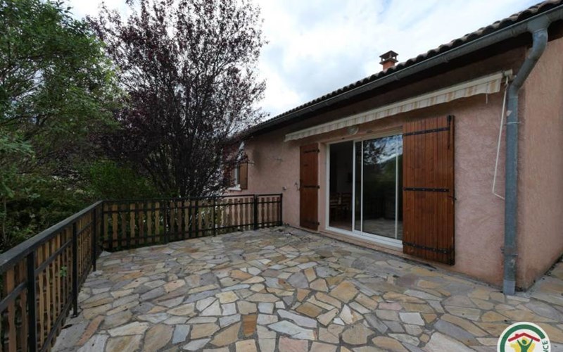 Gîtes de France N°1181 (Le Paradis du Cerf) Location Gîtes de France N°1181 (Le Paradis du Cerf) à ST JULIEN EN BEAUCHENE