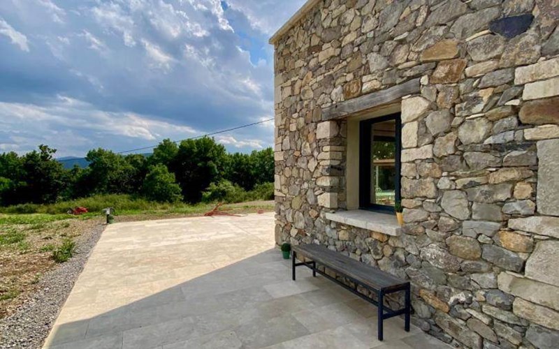 Gîtes de France N°1386 (Gîte Jubi) Location Gîtes de France N°1386 (Gîte Jubi) à LARAGNE MONTEGLIN