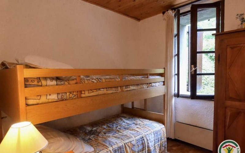 Gîtes de France N°1802 (Les Gentianes) Location Gîtes de France N°1802 (Les Gentianes) à VEYNES