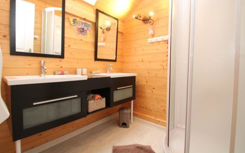 Gîtes de France N°2305 (Le Chante Merle) Location Gîtes de France N°2305 (Le Chante Merle) à LA BATIE NEUVE