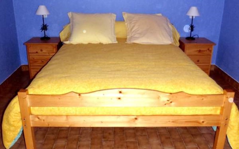 Gîtes de France N°2415 (Les Hirondelles) Location Gîtes de France N°2415 (Les Hirondelles) à ST ETIENNE LE LAUS