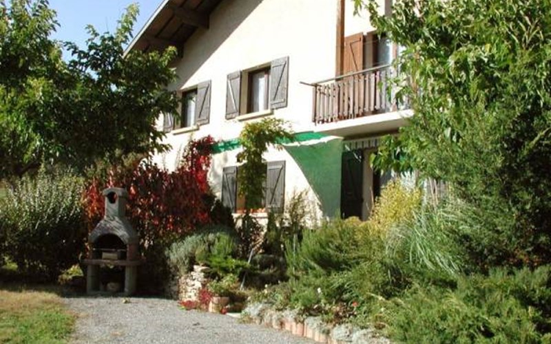 Gîtes de France N°2415 (Les Hirondelles) Location Gîtes de France N°2415 (Les Hirondelles) à ST ETIENNE LE LAUS