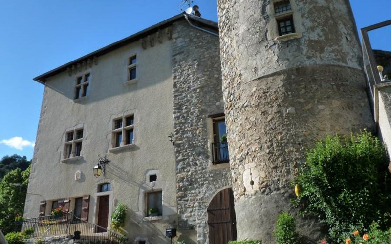 Location Gîtes de France N°2780 (Le Château de Rousset 2) à ROUSSET