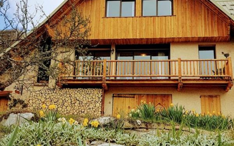 Gîtes de France N°5084 (Chalet La Forestière - La Grange) Location Gîtes de France N°5084 (Chalet La Forestière - La Grange) à ORCIERES