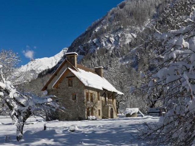 Gîtes de France N°5112 (Le Passage des Sarrasins) CHAMPOLEON