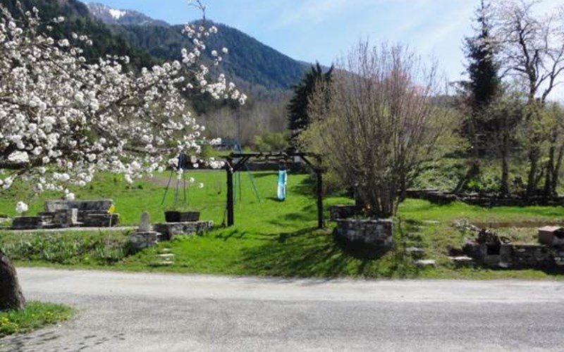 Gîtes de France N°5222 (LEVANT) Location Gîtes de France N°5222 (LEVANT) à ST JEAN ST NICOLAS