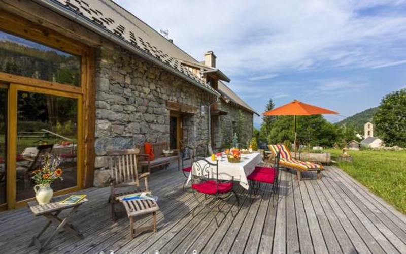 Gîtes de France N°5231 (L'Ecrin des Hautes Alpes) Location Gîtes de France N°5231 (L'Ecrin des Hautes Alpes) à ST JEAN ST NICOLAS