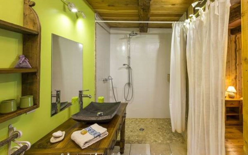 Gîtes de France N°5231 (L'Ecrin des Hautes Alpes) Location Gîtes de France N°5231 (L'Ecrin des Hautes Alpes) à ST JEAN ST NICOLAS