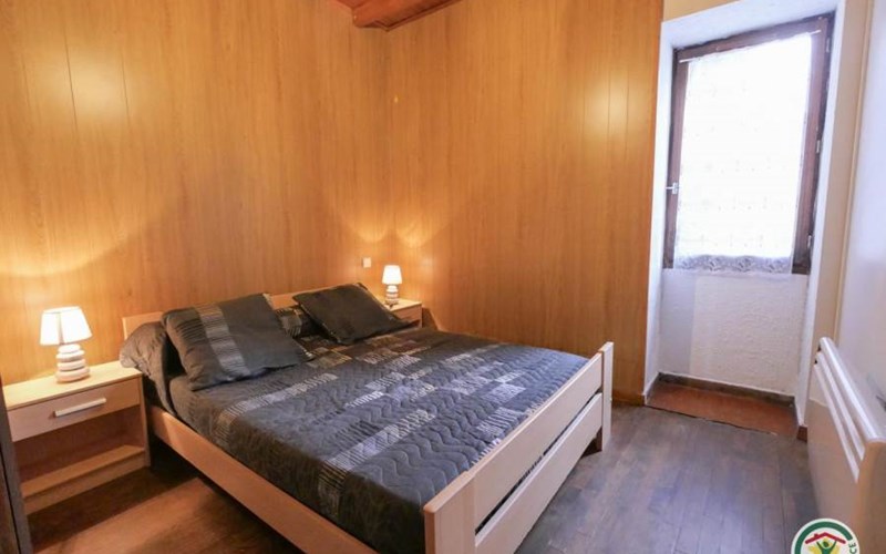 Gîtes de France N°5402 (Les Bleuets 2) Location Gîtes de France N°5402 (Les Bleuets 2) à CHABOTTES